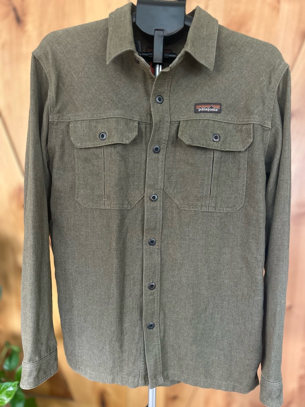 Patagonia Hemp Blend Long Sleeve Button Up Work Shirt Olive Green